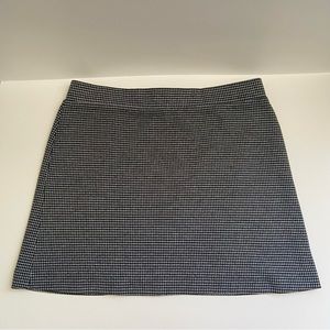***SOLD*** CROSBY CASUAL MINI SKIRT SIZE L